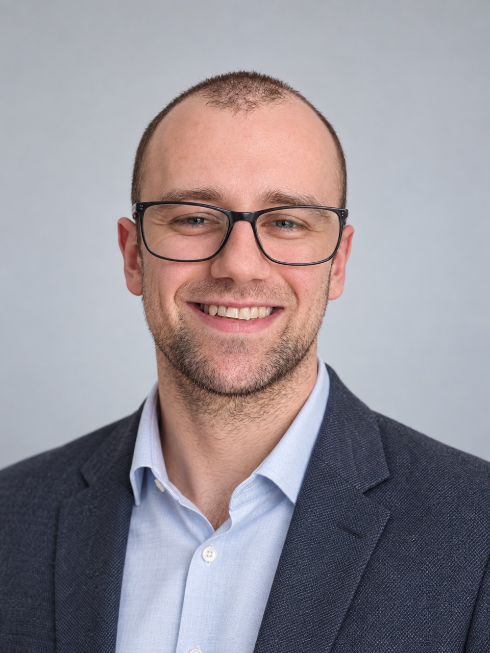 Portrait von Ian M. Buck